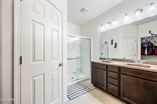 12118 W Hide Trail, Peoria, AZ 85383 - Photo 28