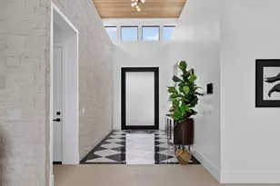 8501 E Malcomb Dr, Scottsdale, AZ 85250 - Photo 12
