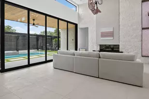 8501 E Malcomb Dr, Scottsdale, AZ 85250 - Photo 16