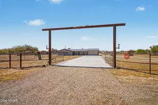 50135 W Jean Dr, Maricopa, AZ 85139 - Photo 4