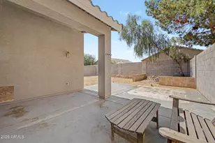 8868 W Laurel Ln, Peoria, AZ 85345 - Photo 30