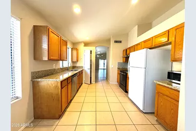 629 N Kenneth Place, Chandler, AZ 85226 - Photo 6