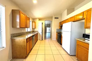 629 N Kenneth Pl, Chandler, AZ 85226 - Photo 6