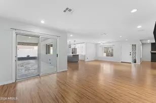 2502 E Beryl Ave, Phoenix, AZ 85028 - Photo 14