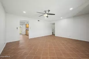 3910 E Shangri La Rd, Phoenix, AZ 85028 - Photo 6