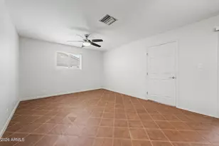 3910 E Shangri La Rd, Phoenix, AZ 85028 - Photo 8