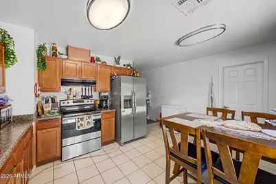9036 W Royal Palm Road, Peoria, AZ 85345 - Photo 10