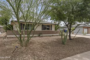 1229 E Manhatton Dr, Tempe, AZ 85282 - Photo 2