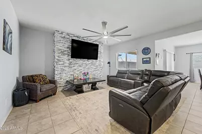 43703 W Acacia Avenue, Maricopa, AZ 85138 - Photo 2