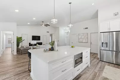 14440 N 56th Place, Scottsdale, AZ 85254 - Photo 12