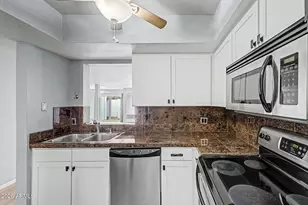 5621 N 79th St, Scottsdale, AZ 85250 - Photo 12