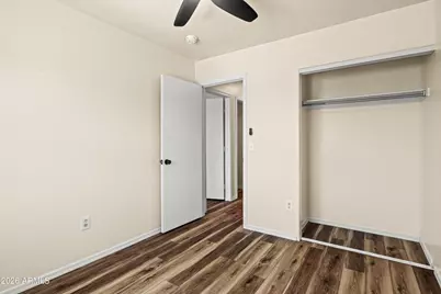 21827 N 40th Way, Phoenix, AZ 85050 - Photo 24