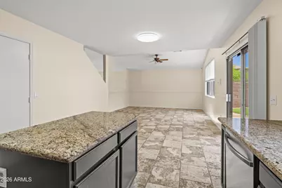 21827 N 40th Way, Phoenix, AZ 85050 - Photo 12