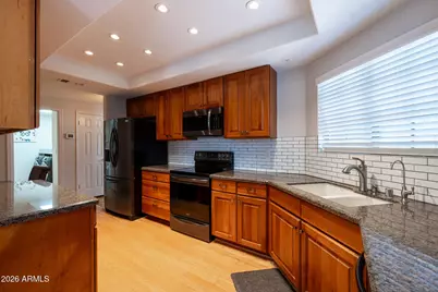 8852 S Taylor Drive, Tempe, AZ 85284 - Photo 18
