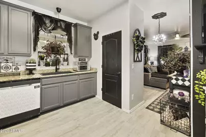 10206 E Isleta Avenue, Mesa, AZ 85209 - Photo 14