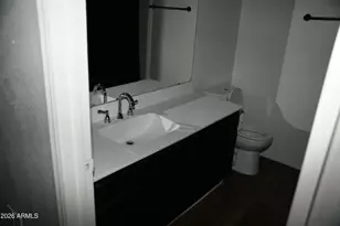 1326 E Taro Ln, Phoenix, AZ 85024 - Photo 16