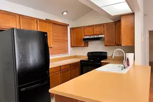 19649 North 11th St, Phoenix, AZ 85024 - Photo 2