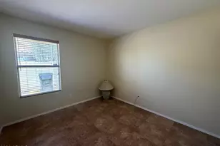 1289 W Maria Ln, Tempe, AZ 85284 - Photo 12