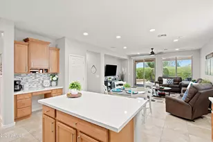 21300 N 262nd Dr, Buckeye, AZ 85396 - Photo 10