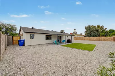 1523 W Surrey Avenue, Phoenix, AZ 85029 - Photo 24