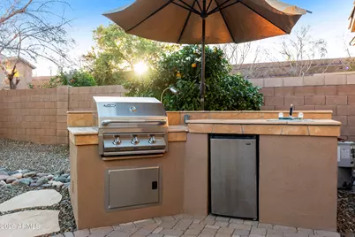 16671 W Rimrock Street, Surprise, AZ 85388 - Photo 10
