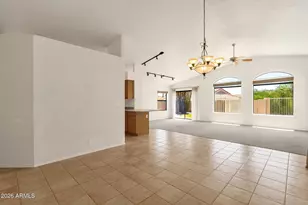 12137 N Finch Dr N, Fountain Hills, AZ 85268 - Photo 10