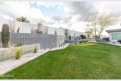 5833 N 46th Street, Phoenix, AZ 85018 - Photo 28