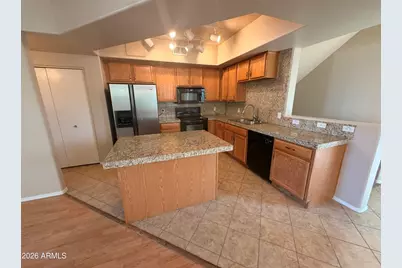 3250 W Greenway Road #Unit 148, Phoenix, AZ 85053 - Photo 12