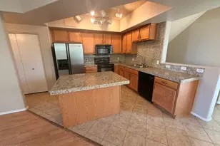 3250 W Greenway Rd, Phoenix, AZ 85053 - Photo 12