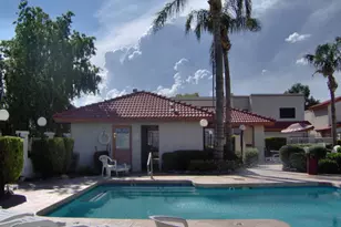 8709 N Shadow Ln, Peoria, AZ 85345 - Photo 4