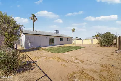 1703 W Carter Road, Phoenix, AZ 85041 - Photo 30