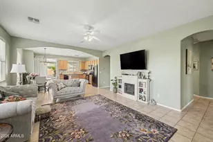 934 E Saddleback Pl, San Tan Valley, AZ 85143 - Photo 4