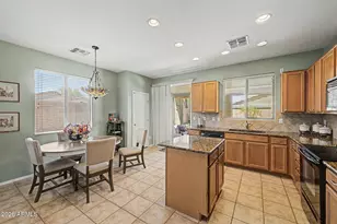 934 E Saddleback Pl, San Tan Valley, AZ 85143 - Photo 8