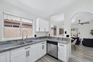 4834 W Kerry Ln, Glendale, AZ 85308 - Photo 16