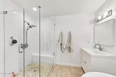 2734 E Flower Street #2734 E, Phoenix, AZ 85016 - Photo 26