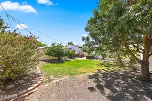 2734 E Flower St, Phoenix, AZ 85016 - Photo 38