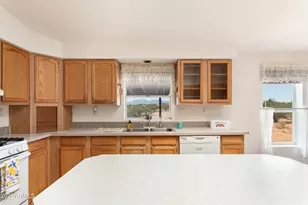 401 E Camino De Tundra, Huachuca City, AZ 85616 - Photo 12