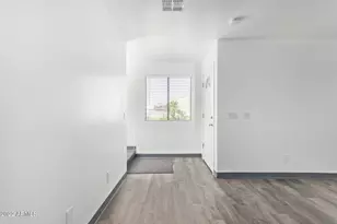 1026 E Fairmount Ave, Phoenix, AZ 85014 - Photo 4