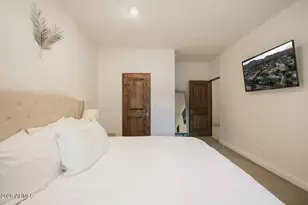 9414 N 53rd Pl, Paradise Valley, AZ 85253 - Photo 30