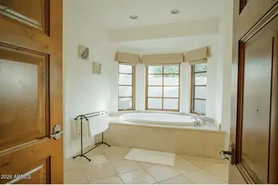 9414 N 53rd Place, Paradise Valley, AZ 85253 - Photo 20