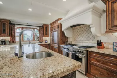 9414 N 53rd Place, Paradise Valley, AZ 85253 - Photo 10