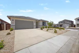 31564 N Singing Mdw Ln, San Tan Valley, AZ 85143 - Photo 2