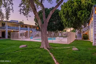 749 E Montebello Ave, Phoenix, AZ 85014 - Photo 34