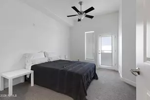 945 E Playa Del Norte Dr, Tempe, AZ 85281 - Photo 26