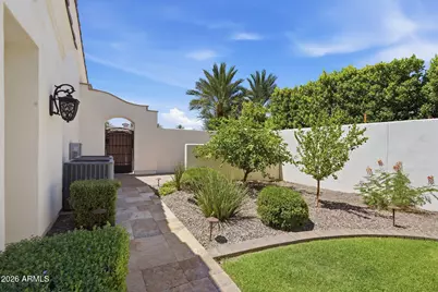 525 W Harmony Place, Chandler, AZ 85248 - Photo 56