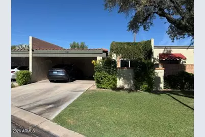 4326 N 28th Way, Phoenix, AZ 85016 - Photo 1