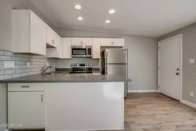 1008 S Mariana Street #Apt 3, Tempe, AZ 85281 - Photo 6