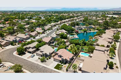 860 N Woodburne Drive, Chandler, AZ 85224 - Photo 70