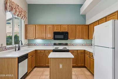 860 N Woodburne Drive, Chandler, AZ 85224 - Photo 18