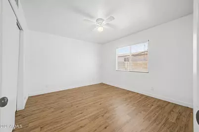 5938 W Ocotillo Road, Glendale, AZ 85301 - Photo 8